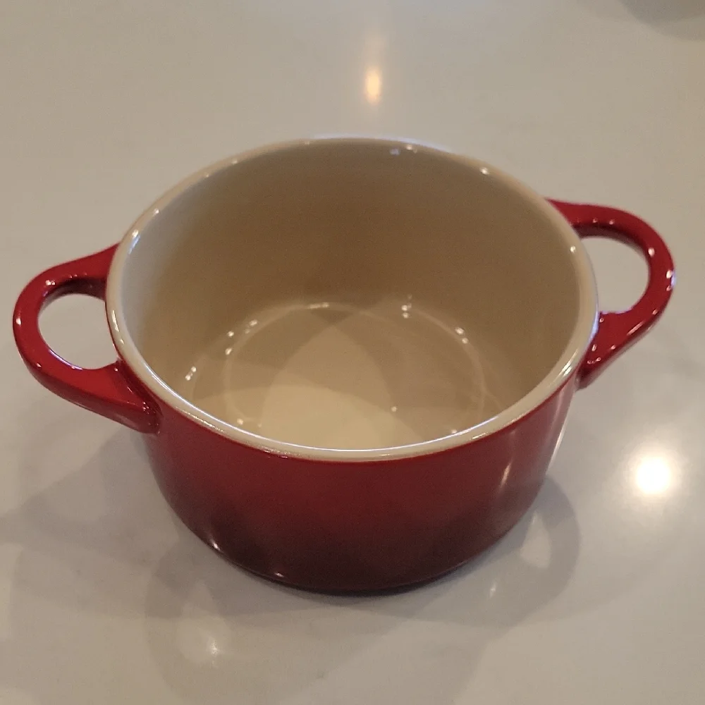 NWT Le Creuset Cerise Cocotte